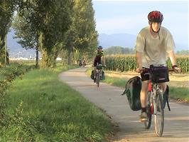 Following Cycle Route 5 along the Bipperkanal near Niederbipp, 33.5 miles into the ride